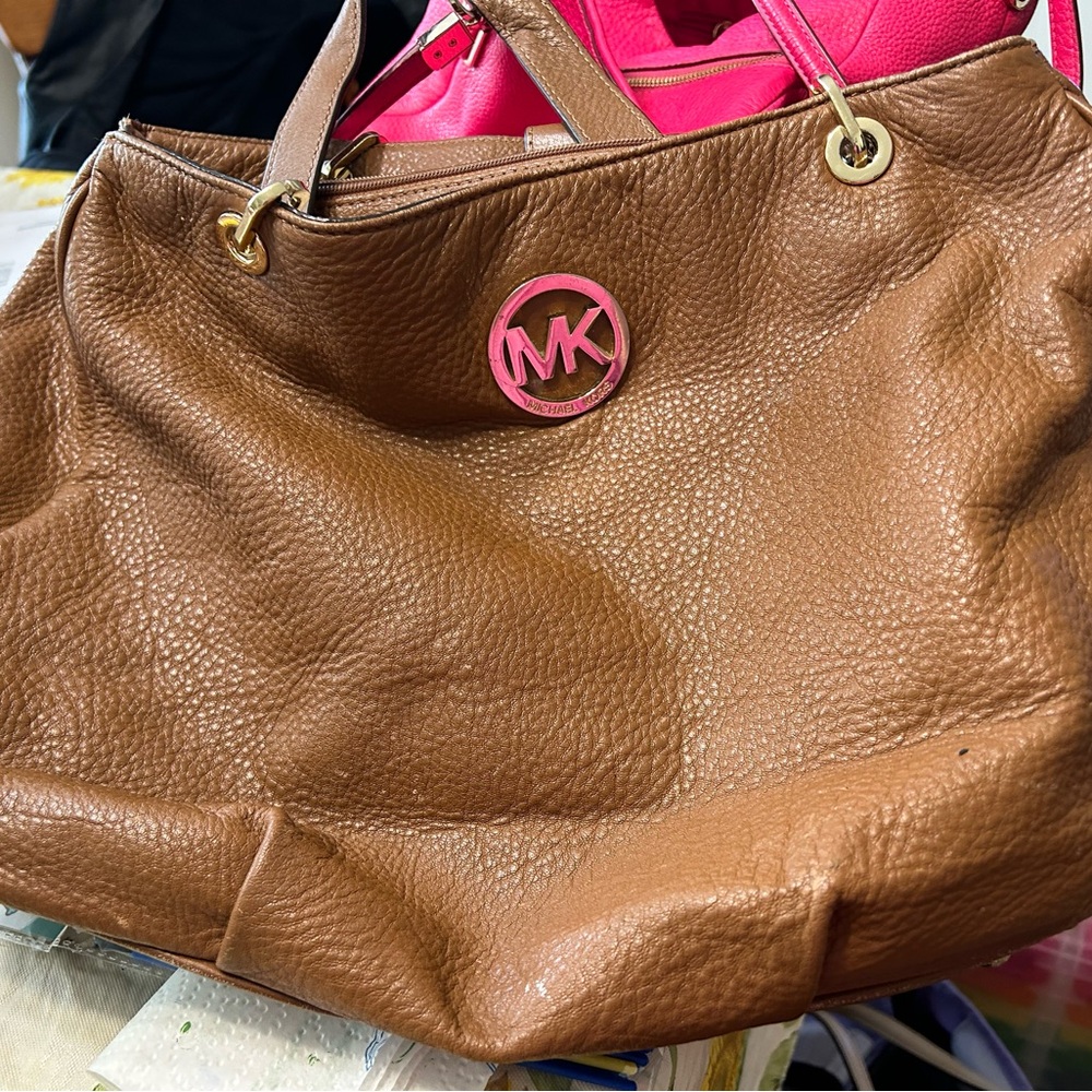 Michael kors purse